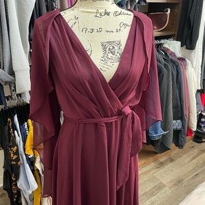 Beautiful DKNY Size 12 Surplice V-Neck Chiffon 3/4 Cape Sleeve Tie Waist Dress🎆